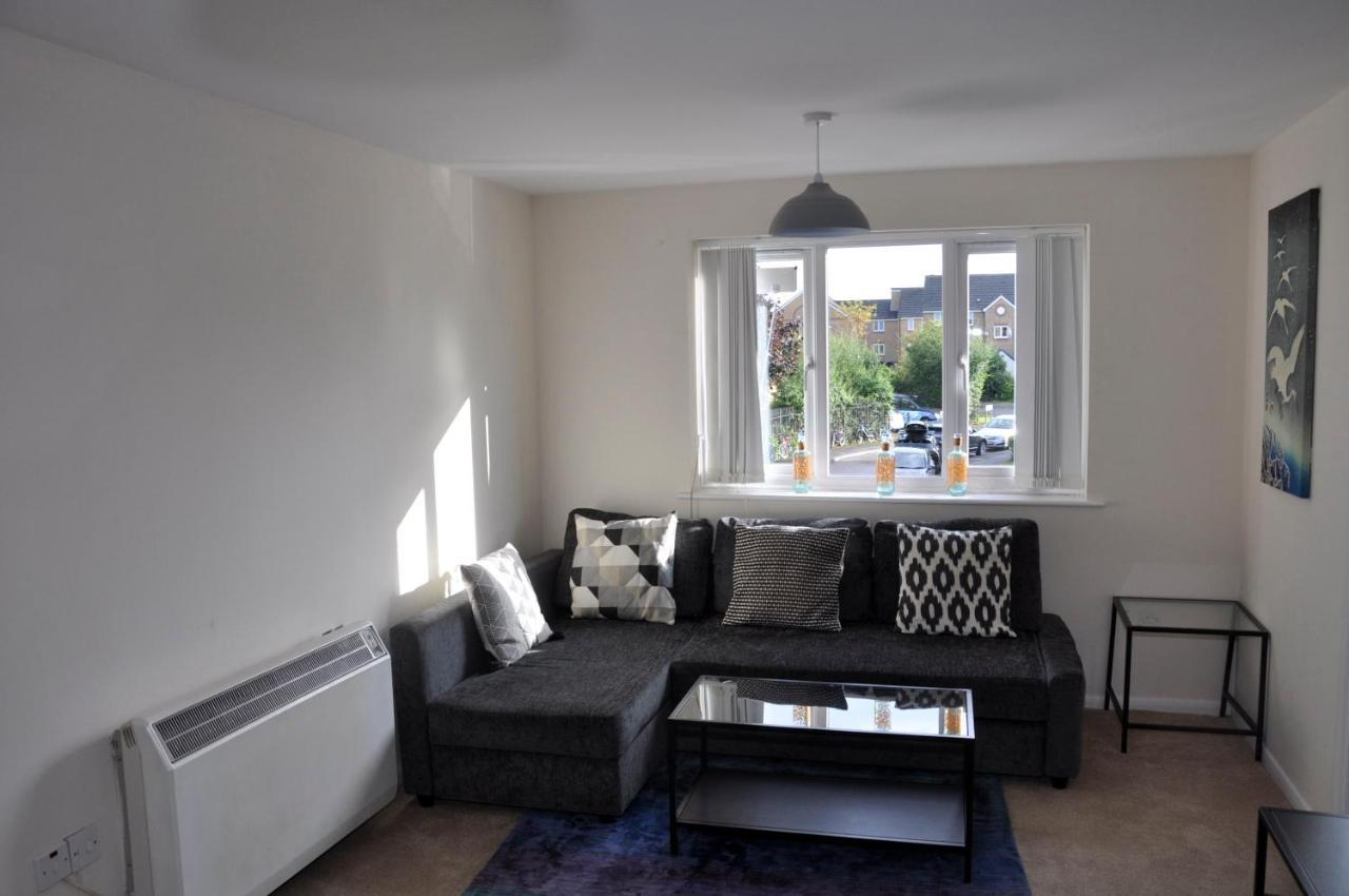 Watford Gemini - Thanet House, Nr Watford Metropolitan, M1,M25 Екстер'єр фото